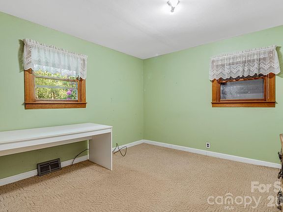 20th image of 435 Upper Glady Fork Rd