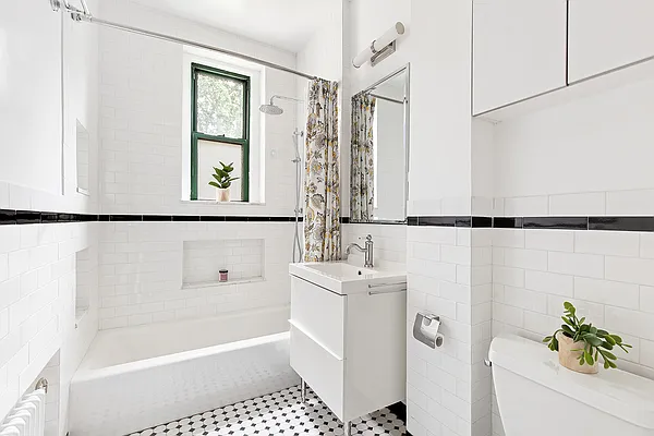 Sold by Compass | media 8