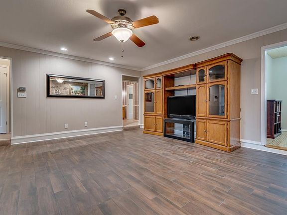 5th image of 6608 Brooklynn Ct