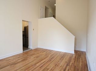 525 W 49th St APT 6C, New York, NY 10019