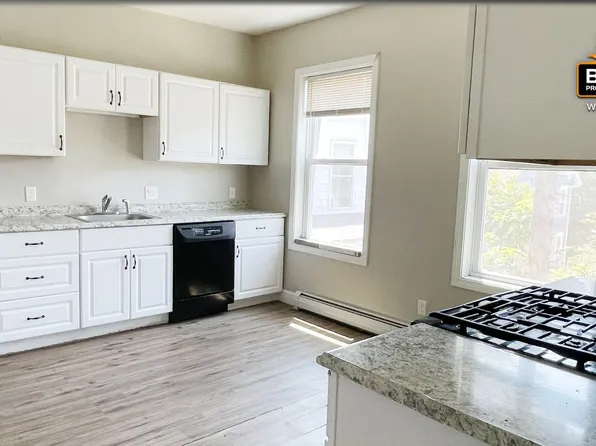 46 Myrtle Ave, 46 Myrtle Ave APT 2, Fitchburg, MA 01420
