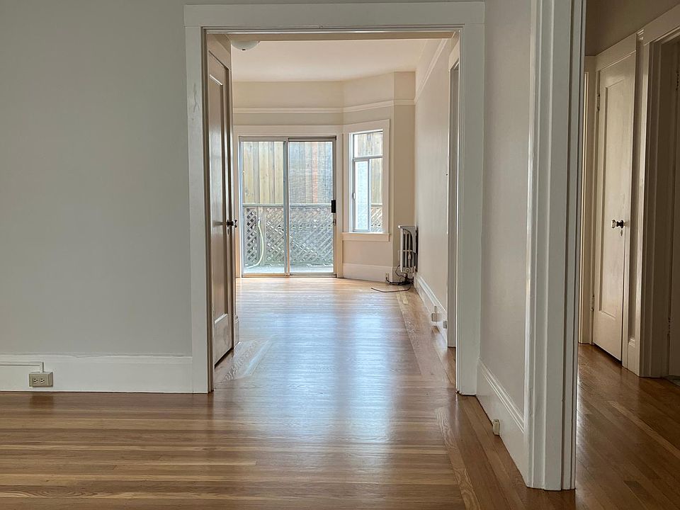 1st image of 1365 Green St #203