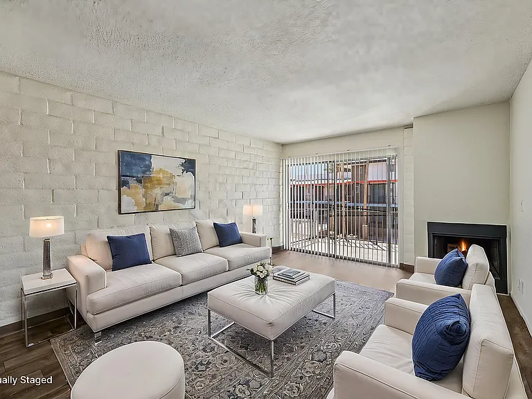 Townhome Villas_Apartments_VirtuallyStaged_1