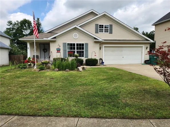 425 Harvest Dr, Ravenna, OH 44266