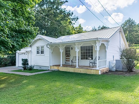 3rd image of 428 Valley View Dr