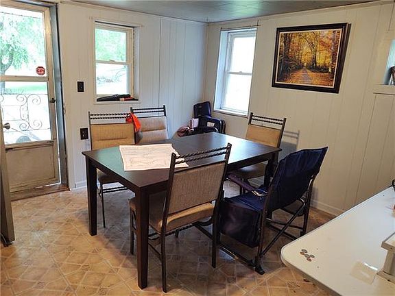 3rd image of 6975 Wallace Coffey Pl