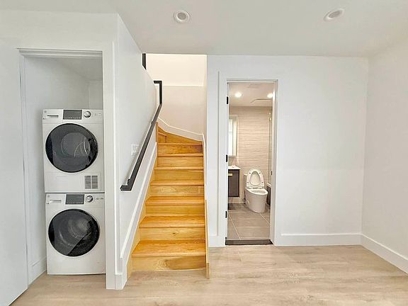 5th image of 78 Beaver St #3B