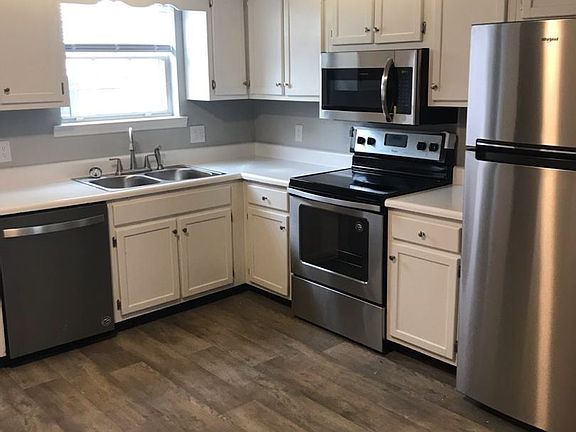 2nd image of 2827 Dayton Blvd