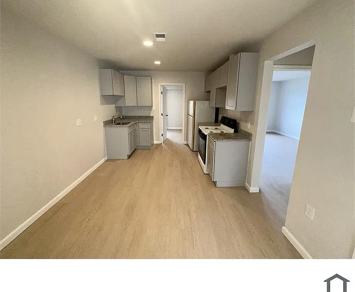 4103 Davis Pl NW — Photo 1