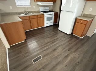 9120 Vienna Dr #301, Mount Morris, MI 48458