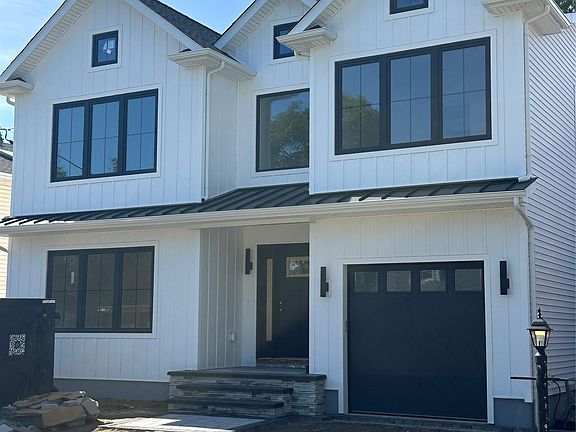 2nd image of 3986 William Street