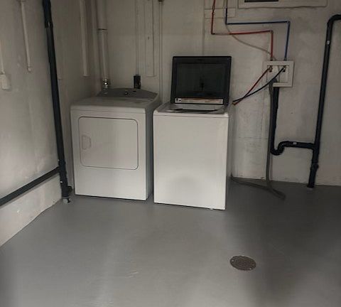 4th image of 6860 Warren Dr Unit B