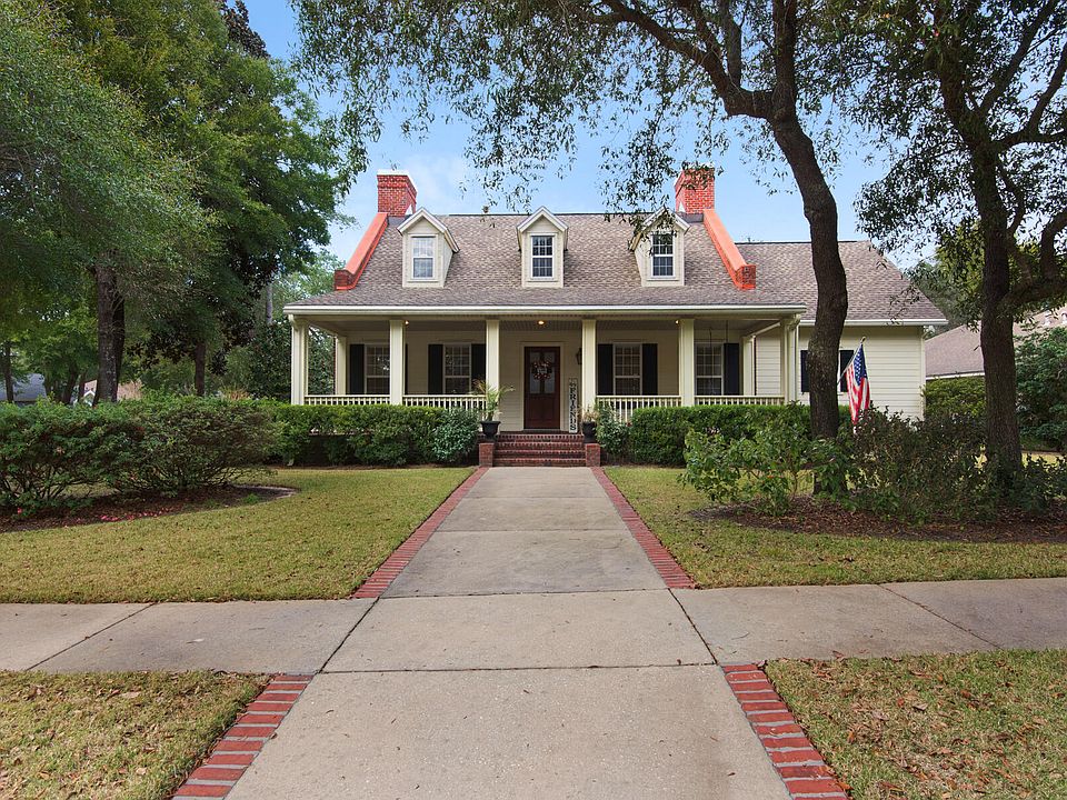1st image of 814 Coldwater Creek Cir