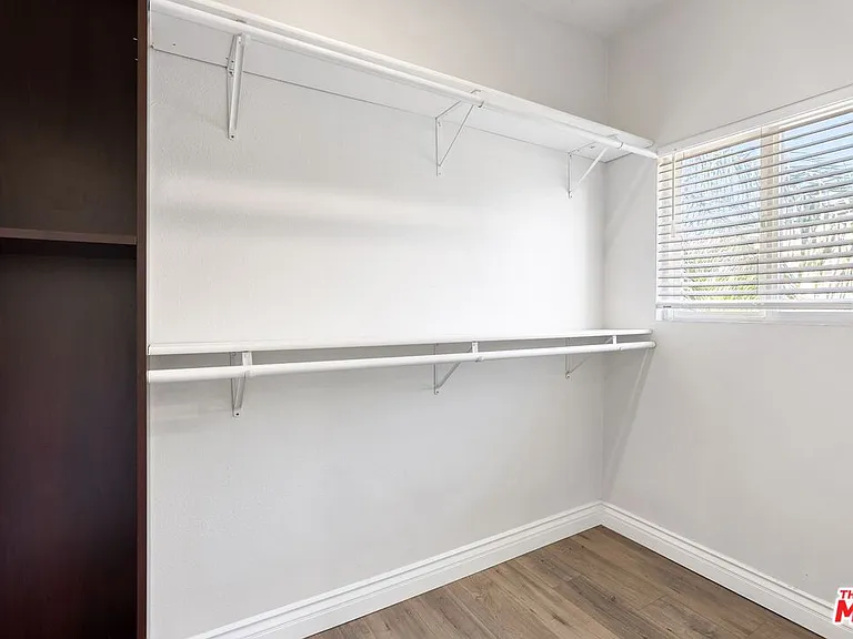7124 Farralone Ave #101 — Photo 10