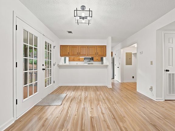 5th image of 1 Cardinal Ln #1