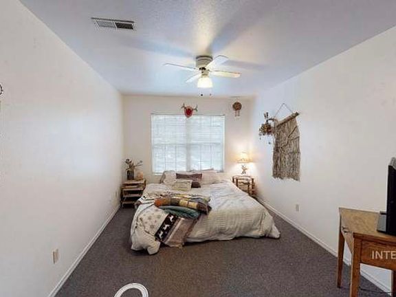 3rd image of 1459 Northwood Dr APT 201