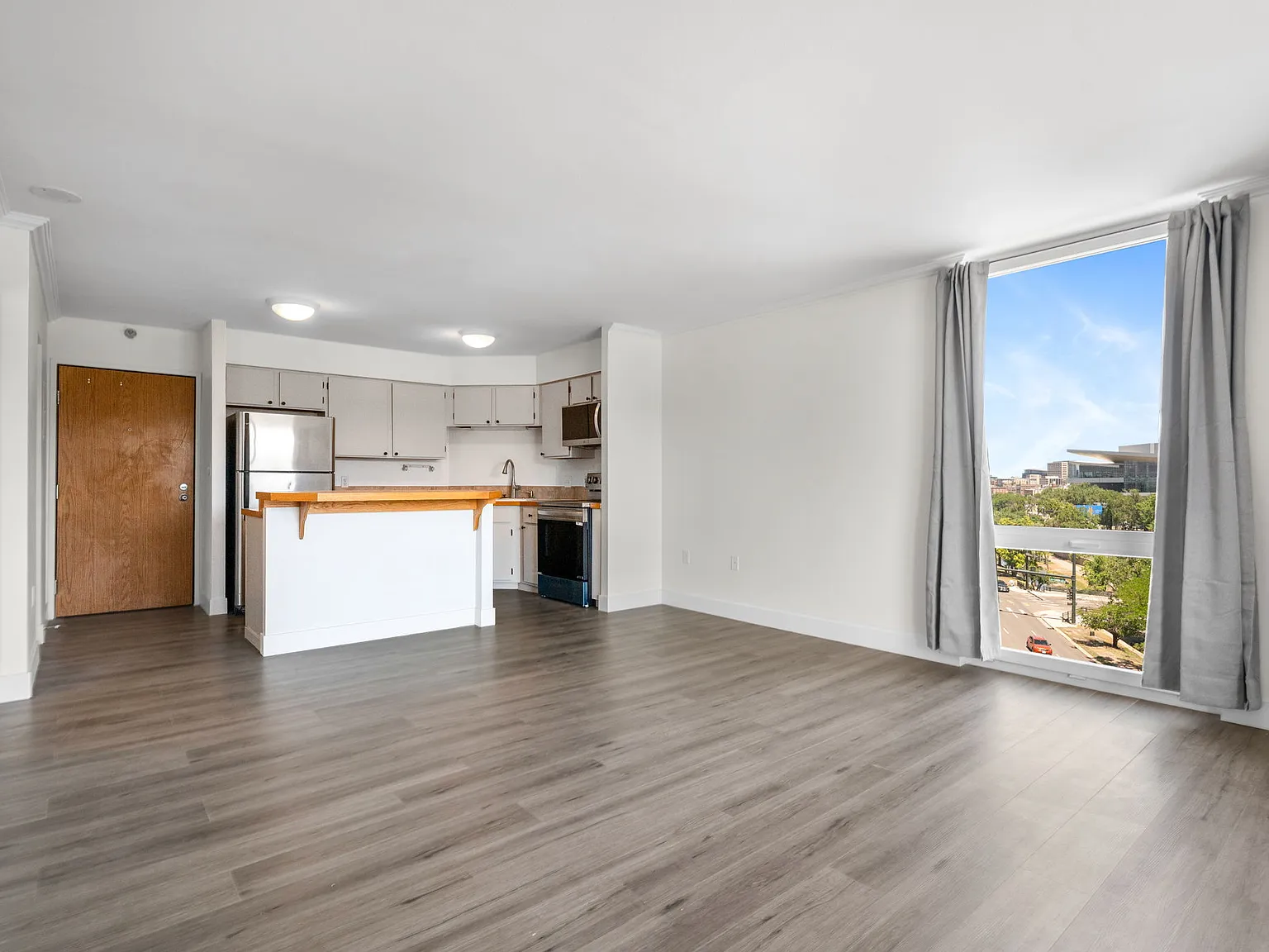 1 bed, 637 sqft, $1,845 — Photo 4