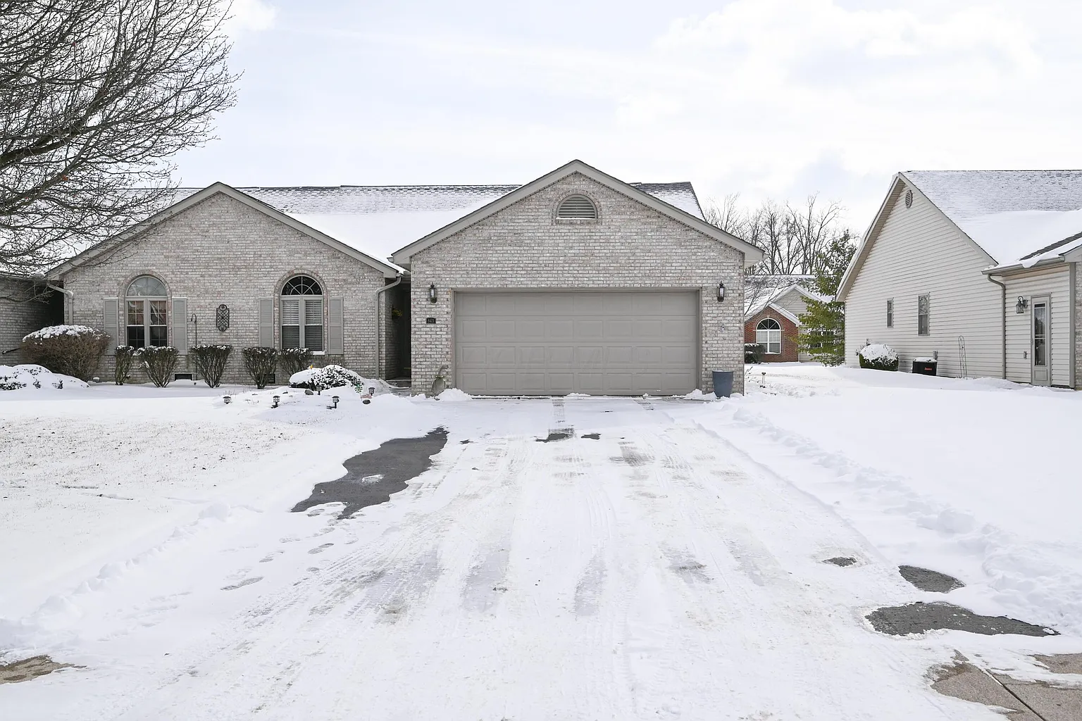 843 Villandry Dr photo 1