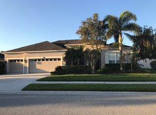 217 Londonderry Dr, Sarasota, FL 34240