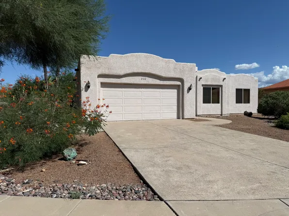 2514 N Camino Reloj, Green Valley, AZ 85614