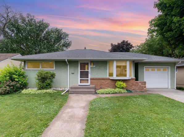1121 Kennard St, Saint Paul, MN 55106