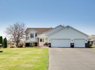 6341 264th St, Wyoming, MN 55092