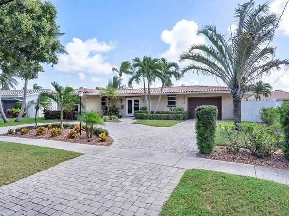 2640 NE 49th Street, Lighthouse Point, FL 33064