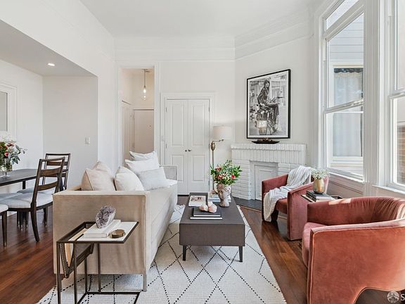 4th image of 2029 Pierce St APT 202