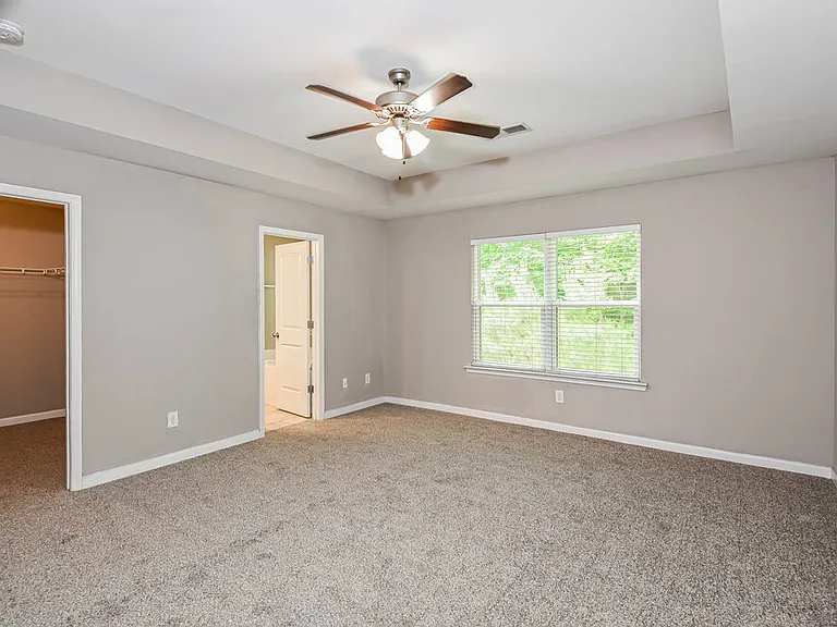 466 Fieldcrest Dr — Photo 10