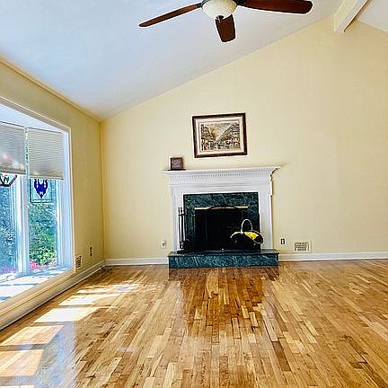 Refinished Oak Fl Throughout