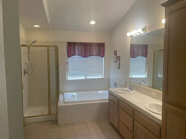8204 N Matus Ave — Photo 6