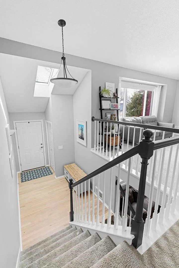 Spacious 5 Bed, 2 Bath Split-Level Home Near Bishop Elementary — Photo 2