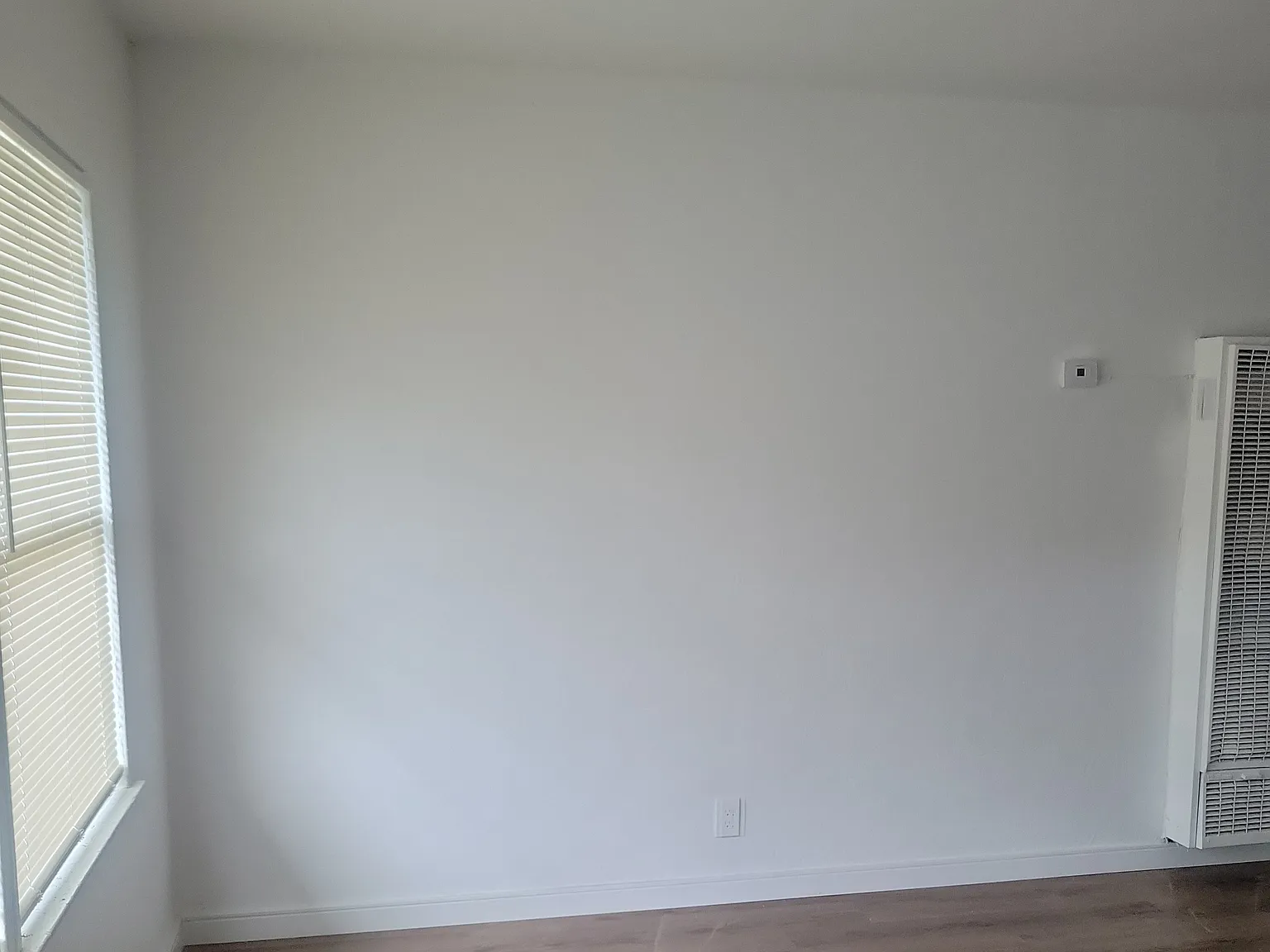 1440 N Sierra Way — Photo 1