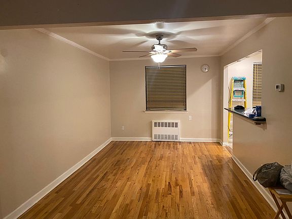 2nd image of 2105 Brown St Floor 2