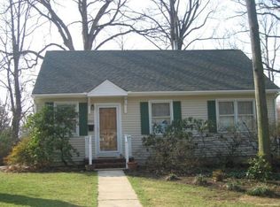 6605 Fisher Ave, Falls Church, VA 22046