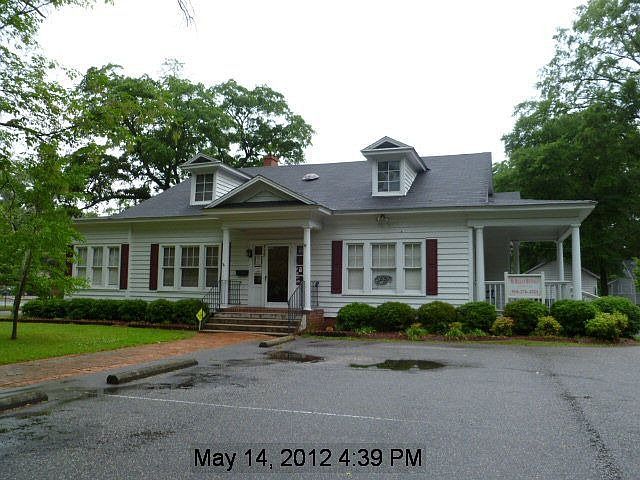 1st image of 717 S Main St