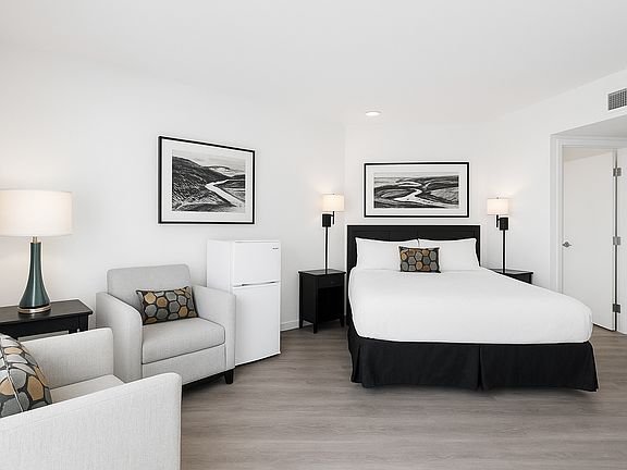 5th image of 17065 W Bernardo Dr #57