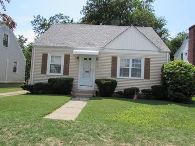21 Hemlock Ave, Cranston, RI, 02910
