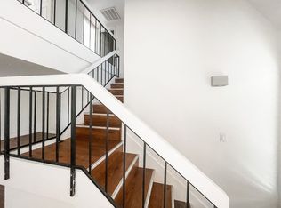 7038 Hillcroft Way, Las Vegas, NV 89147