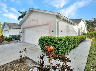 5233 Whitten Dr #64, Naples, FL 34104