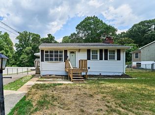 1818 Cedar Dr, Severn, MD 21144