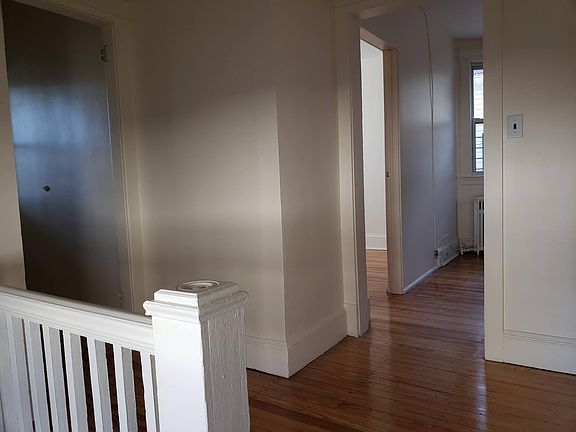 3rd image of 176 Dubois Ave Floor 2