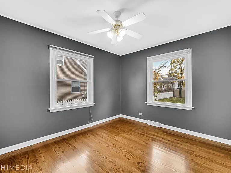 6661 Glenview Dr — Photo 7