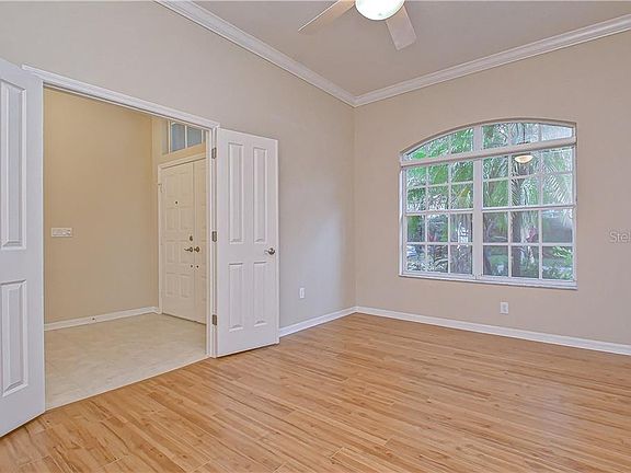 4th image of 5957 Jaegerglen Dr