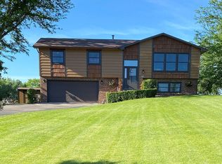 207 Maple Ave SW, Elysian, MN 56028