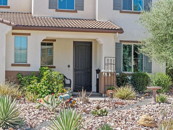 4th image of 33039 Saint Emilion Ct