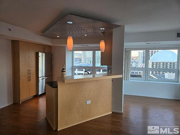 5th image of 255 N Sierra St Unit 1211