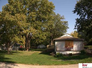2612 Margo St, Bellevue, NE 68147