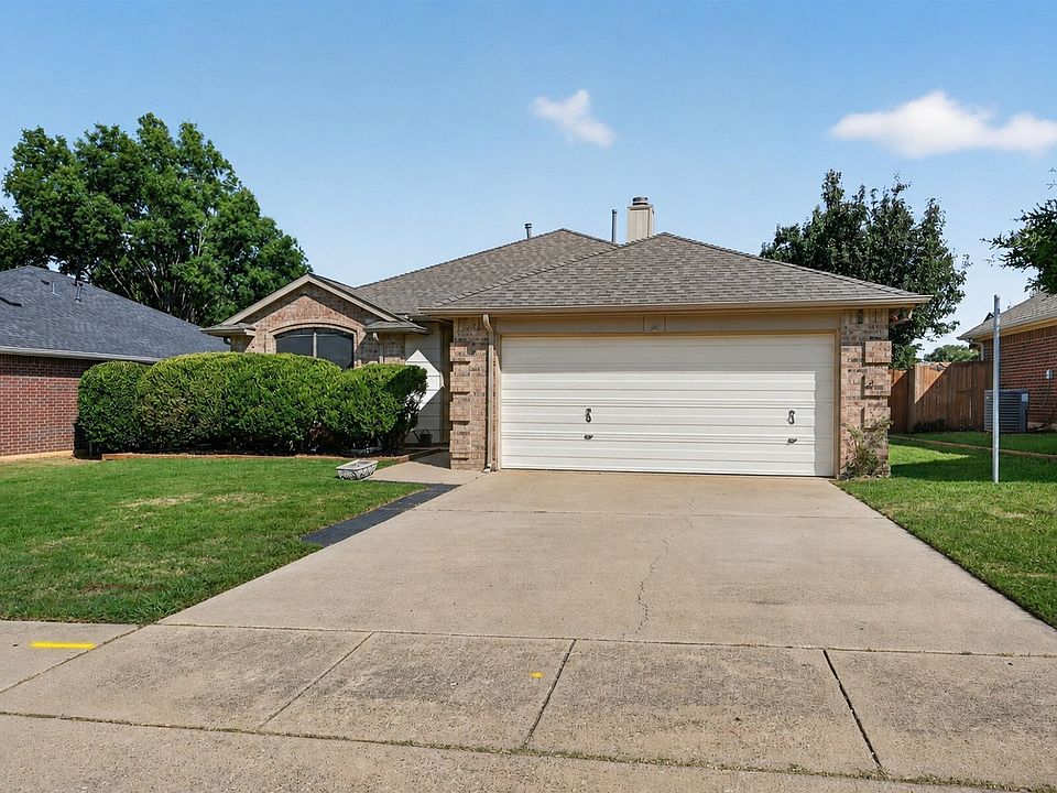 1st image of 2103 Meadowview Dr