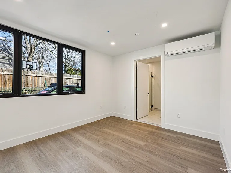 325 Manville #102 — Photo 16